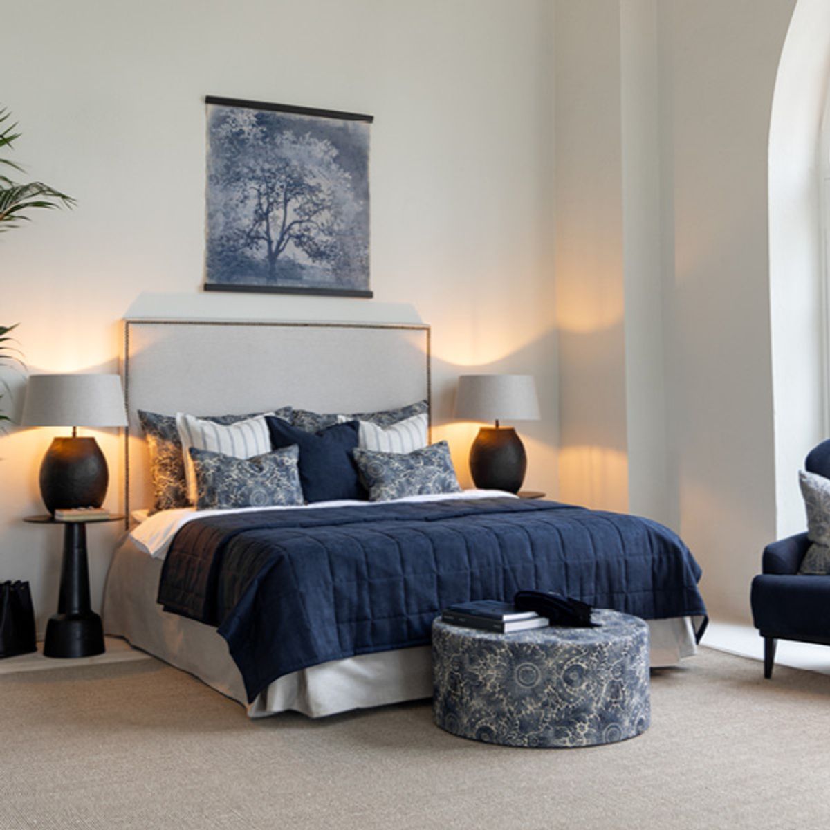 MEGHAN sengeoverkast 160x260cm    70-160-1001-07