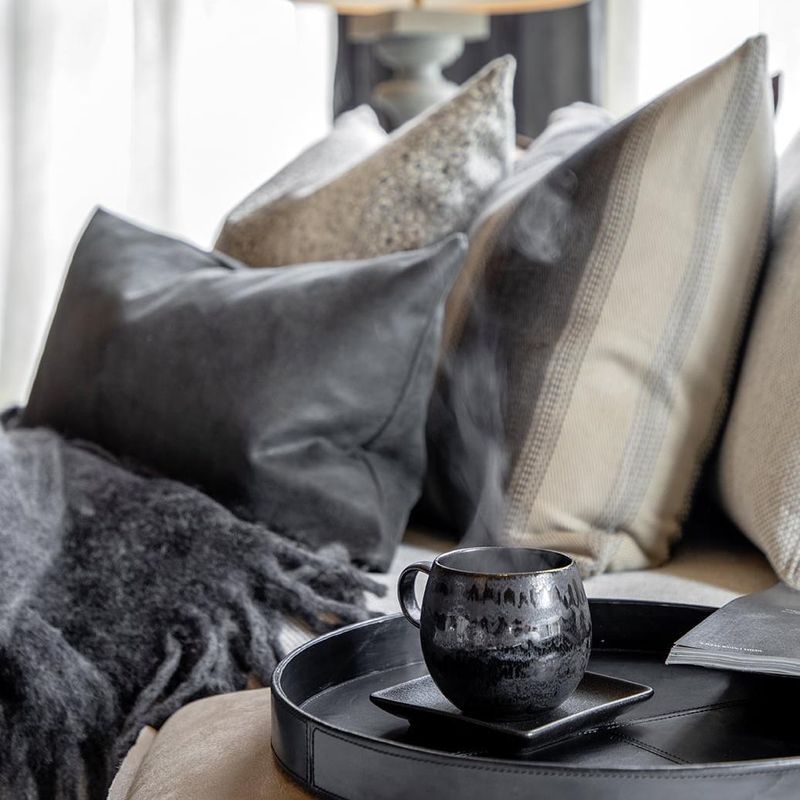 MENDOZA Round tray black