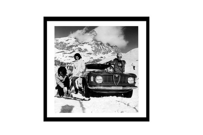 Hovedbilde BILDE MED RAMME Alfa romeo winter girls 60cm x ...